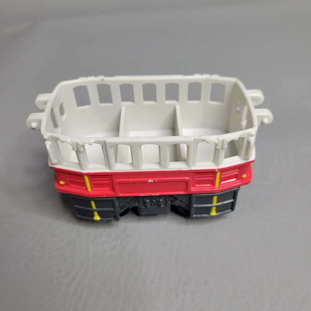 GeoTrax Rapid Rescue Water Canon Firehose Trolley Street Car Yellow Aero Eric